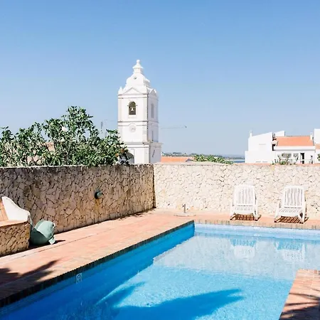 Hidden Gem With Pool & Garden In Historical Center Lagos