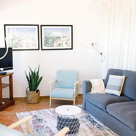 Hidden Gem With Pool & Garden In Historical Center Lagos